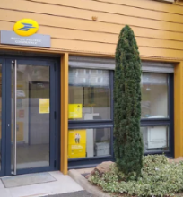 Ouvert du mardi au samedi de 9h à 11h45